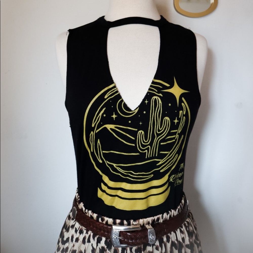 Black Rodeo Globe Cut Out Tank